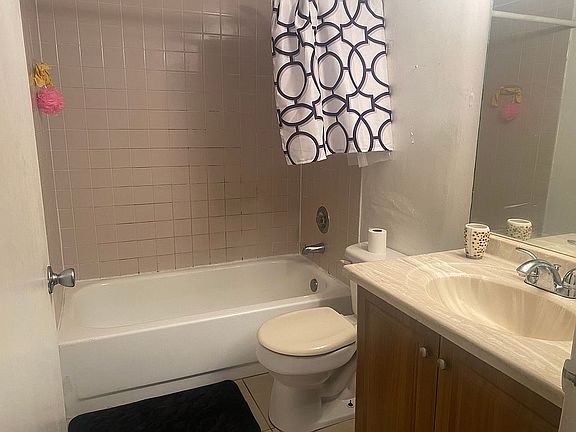 4th image of 8200 SW 210th St APT 118
