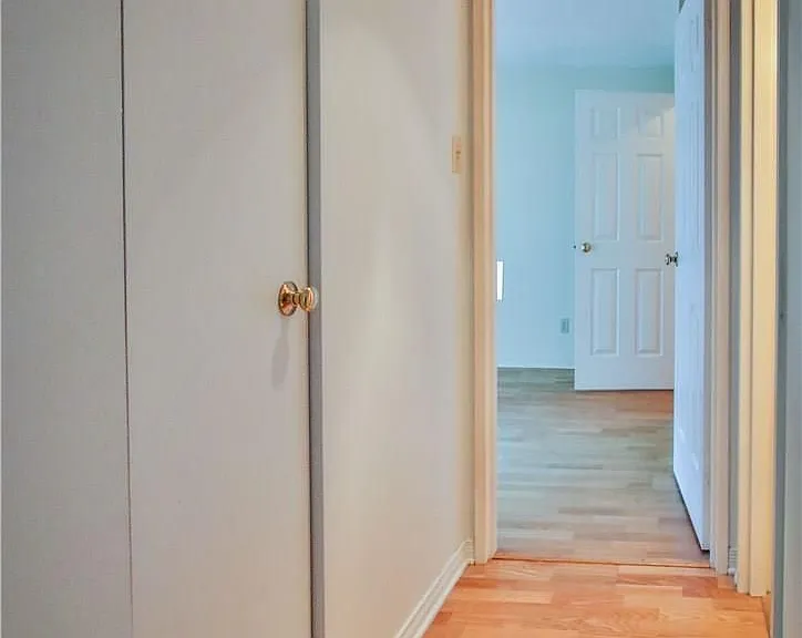 470 Laurier Ave W #403 — Photo 14