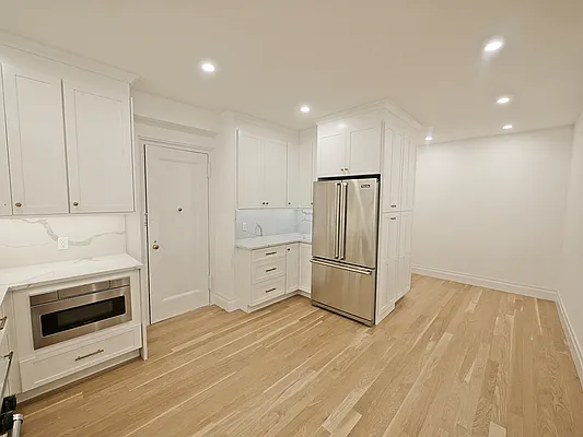 Sold by Rachel Realty | media 7