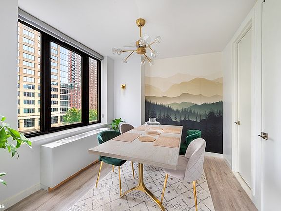 3rd image of 161 W 61st St APT 5A