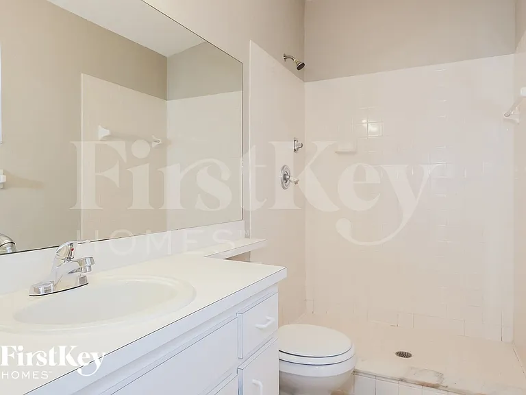 785 Hunt Dr — Photo 11