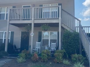 101 Middle St #101D, Greenwood, SC 29649