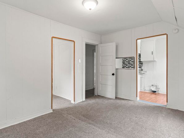 fort-wayne-indiana-73138904 picture