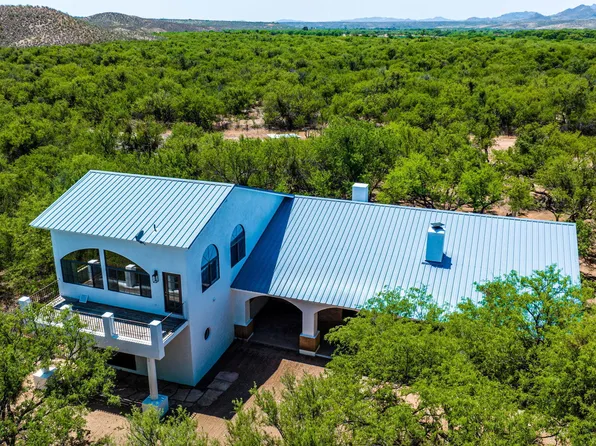 129 Bridge Rd, Tubac, AZ 85646