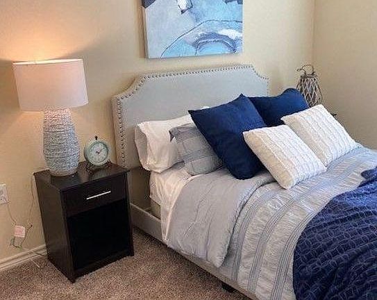 2nd image of 2121 Ella Blvd #4tmc2fqsr