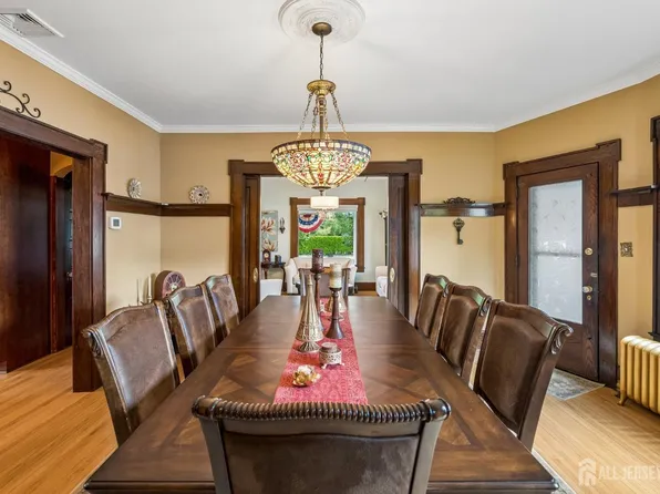 439 Georges Rd, Dayton, NJ 08810