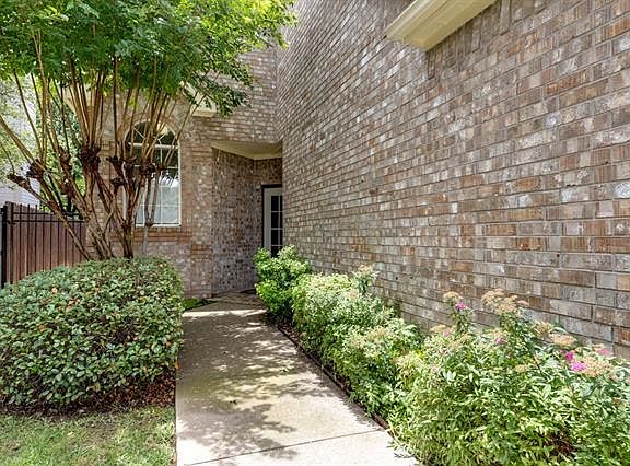 5th image of 2320 Leafy Glen Ct