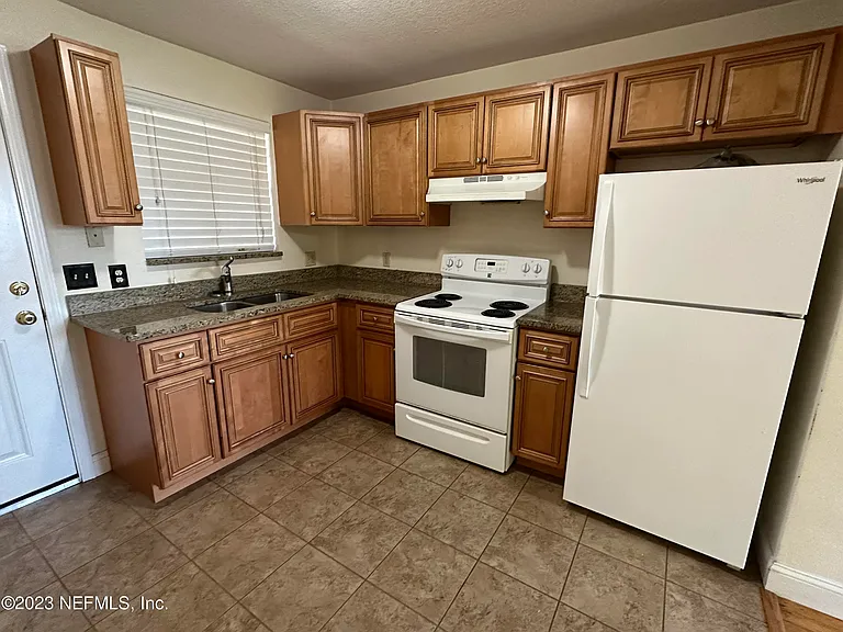 5148 Floral Bluff Rd #2 — Photo 10