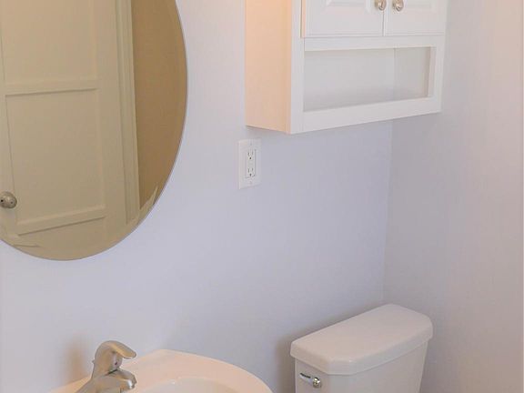 2nd image of 4377 Louisiana St #1/2