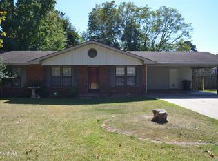 107 Galahad Dr, Warner Robins, GA