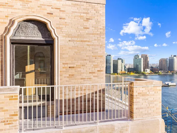 435 East 52nd Street image 6 of 17