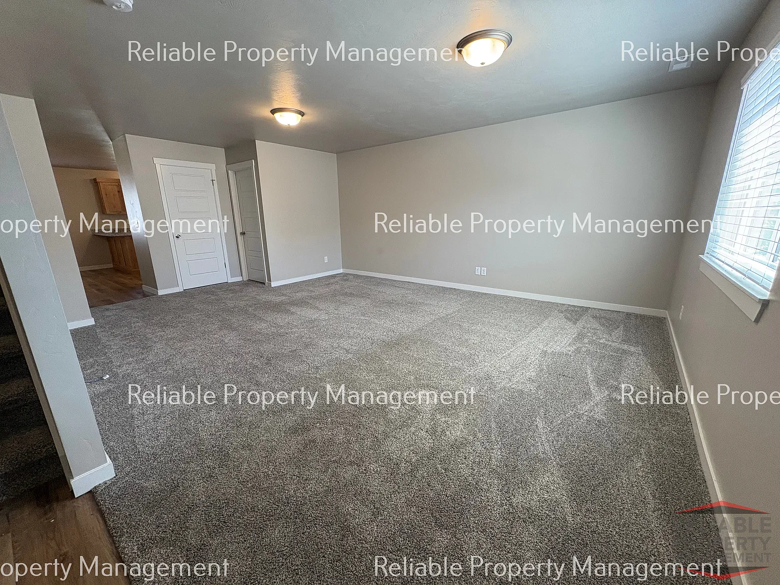 3 bed, 2.5 bath, 1570 sqft, $1,525 — Photo 3