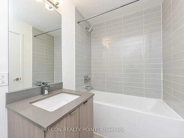 859 The Queensway N #212 — Photo 8
