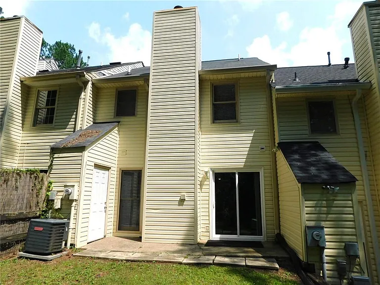 2775 New South Dr — Photo 19