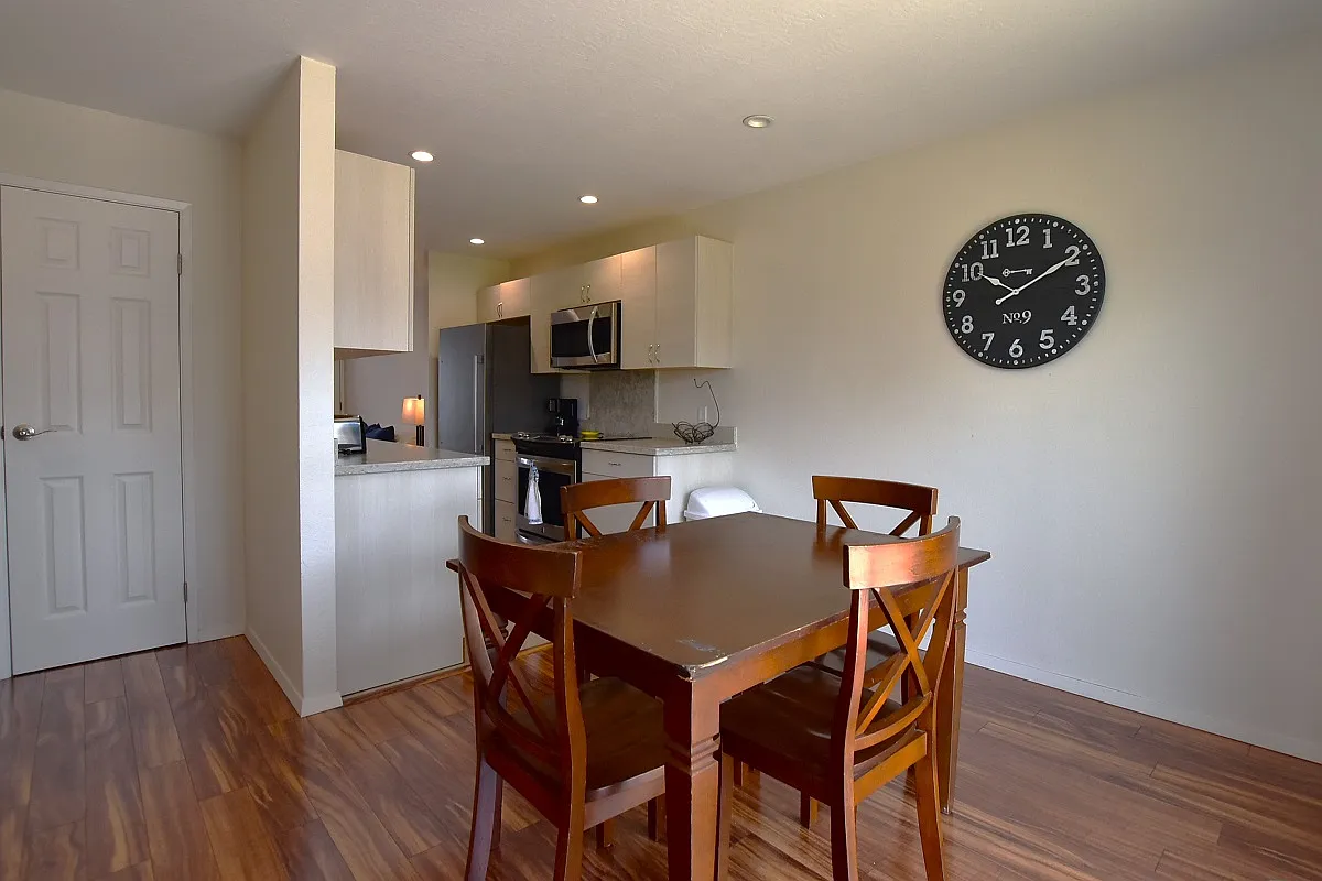 2 bed, $2,100 — Photo 4