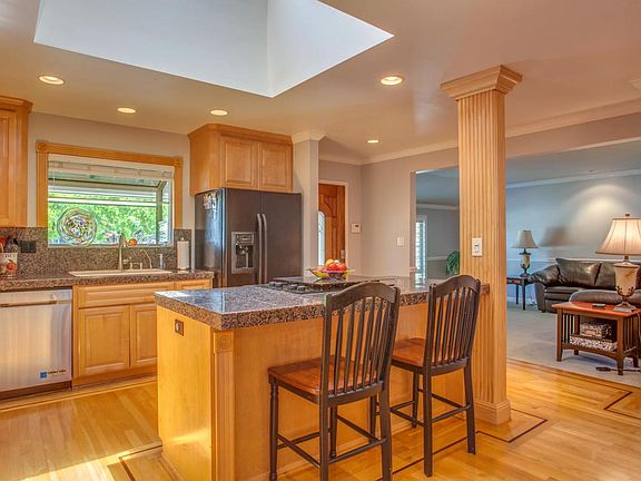 4th image of 6015 Paxton Ct