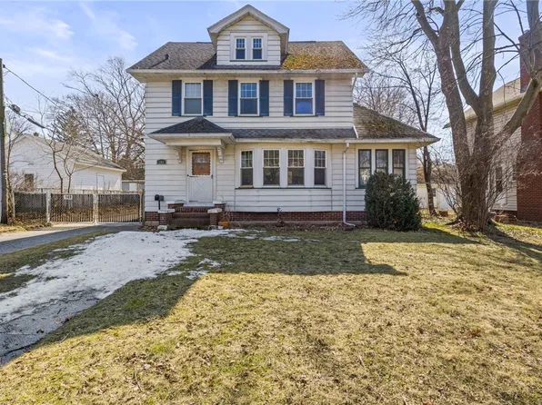 149 Collingwood Dr, Rochester, NY 14621