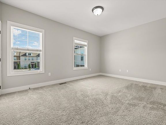 3rd image of 102 Mackenzie Way