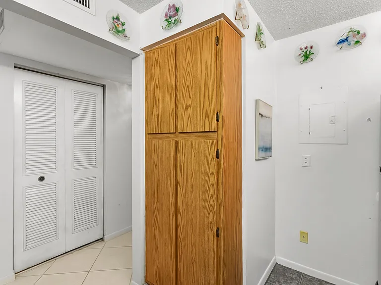 4452 NE Ocean Blvd #C3 — Photo 17