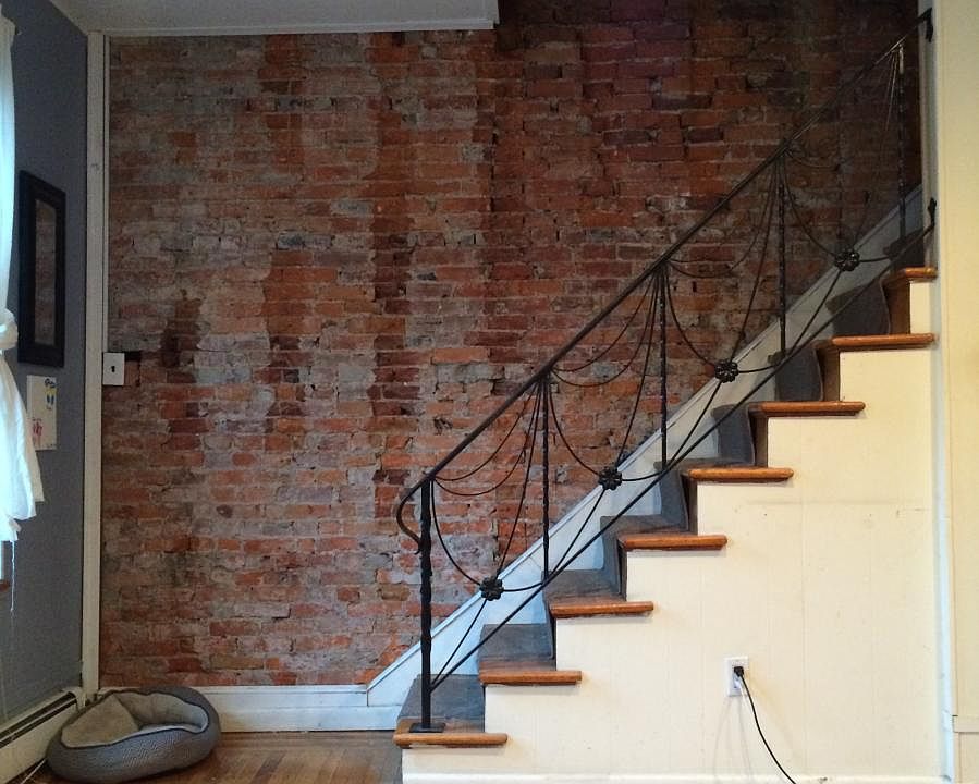 Welcome to 2401 Lombard St