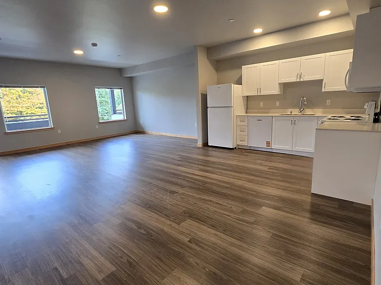 Shadow Creek Apartments — Photo 45