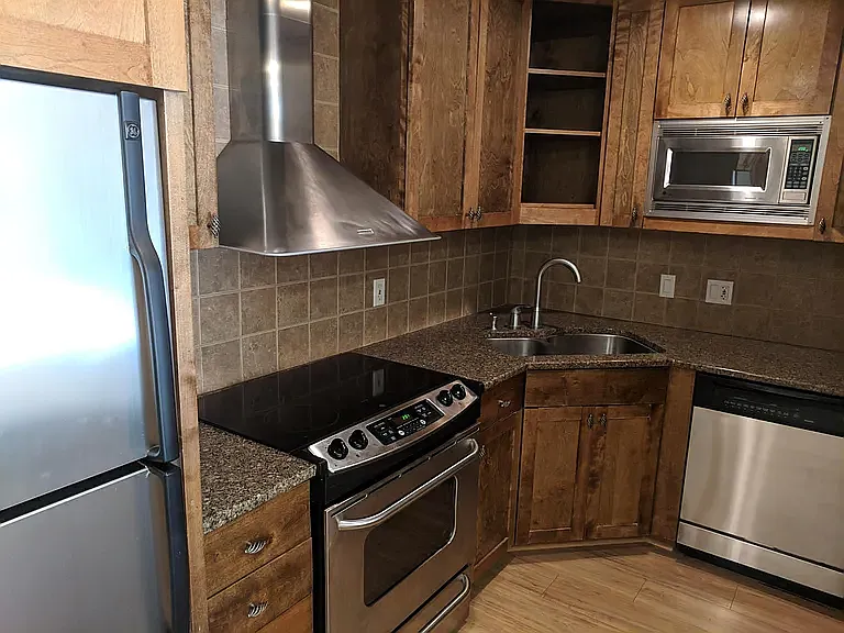5010 Baltimore Ave #204 — Photo 1