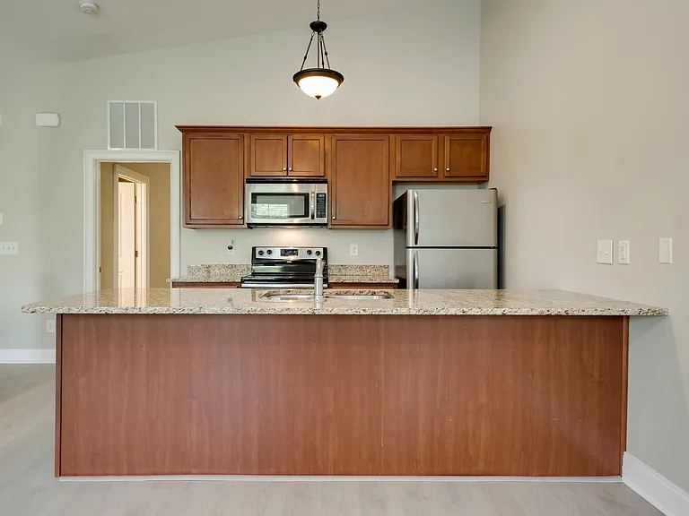 3120 Long Blvd #B — Photo 7