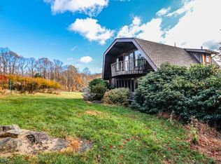 370 Adamic Hill Rd, Milford, NJ 08848