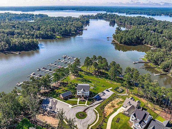 3rd image of 220 Granny Hill Rd