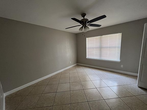 5th image of 11644 Sarita Ct