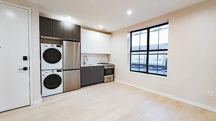 Rented by Oxford Property Group | media 3