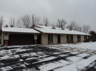 2101 198th Ave NW, Oak Grove, MN 55011