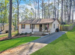70 Yvette Ct NE, Woodstock, GA 30144