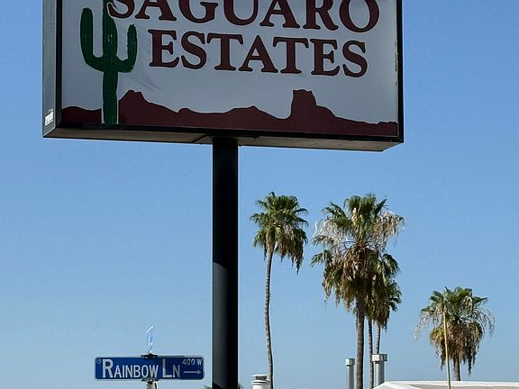 4th image of 725 W Ocotillo Ln