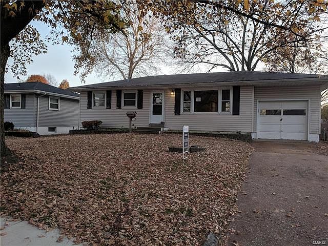 1st image of 110 Sally Dr