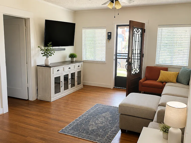 1015 Pitman Ave — Photo 4