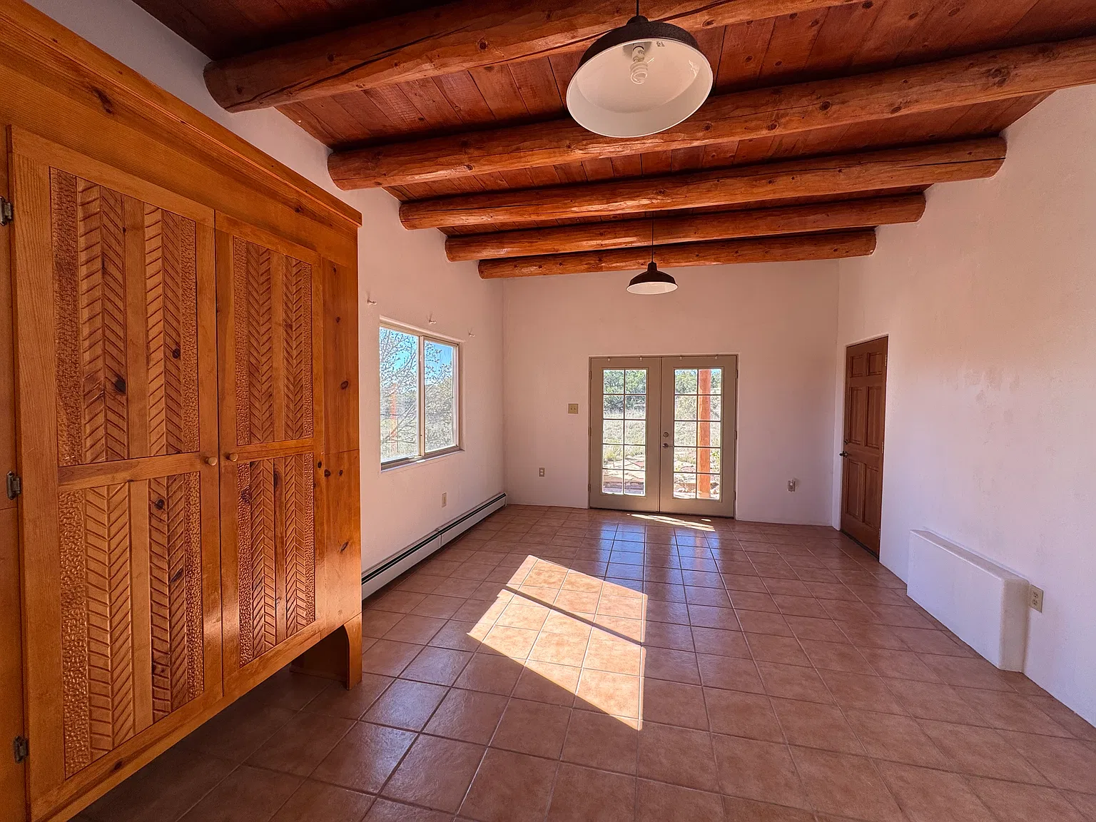 3 bed, 2.5 bath, 2368 sqft, $3,700 — Photo 4