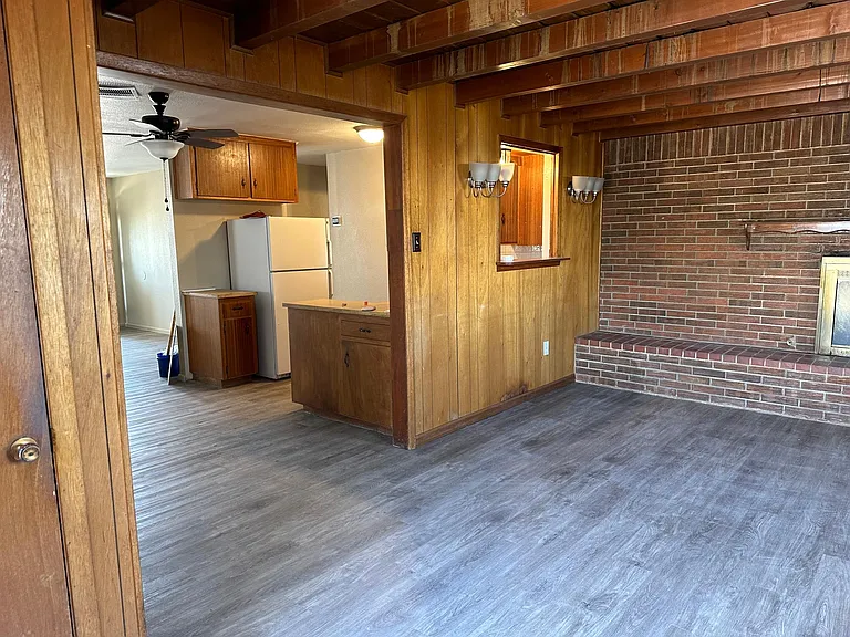 4605 Dakota Ave — Photo 5