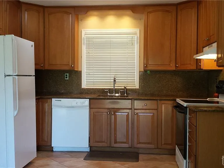 1 Tripplet Rd — Photo 4