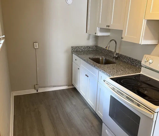 613 Willow St — Photo 6