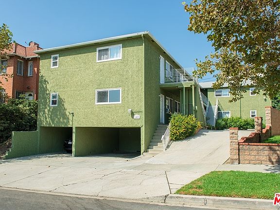2nd image of 1093 S Orange Dr