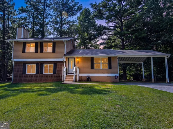 9256 Raven Dr, Jonesboro, GA 30238