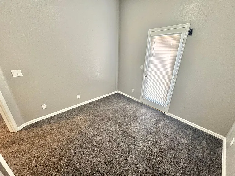 8316 Donatello Ct — Photo 17