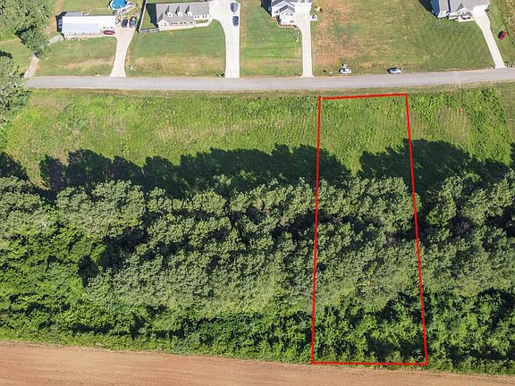 3rd image of 33 Tommy Loop Lot 33