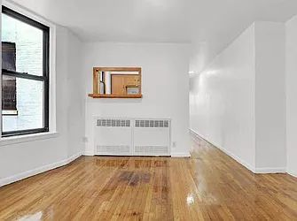 Rented by R New York