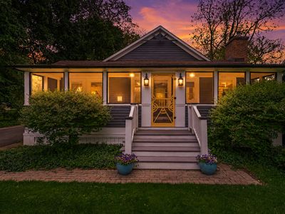 32W235 Army Trail Rd, Wayne, IL, 60184