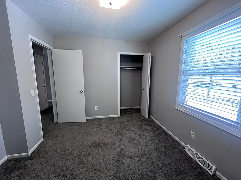 141 Fontenelle St SE — Photo 15