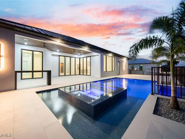 121 SW 33rd Ave, Cape Coral, FL 33991