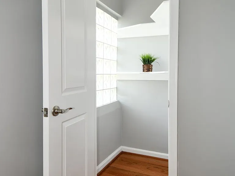 1643 Montello Ave NE #4 — Photo 9