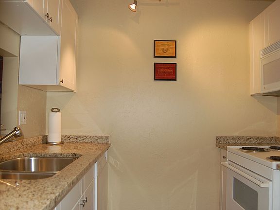 2nd image of 777 S Federal Hwy APT Rp614